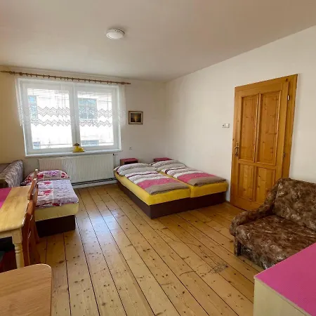 Ubytovani U Medveda Aparthotel